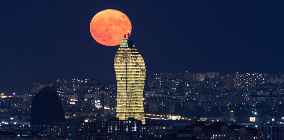 Baku flames tower